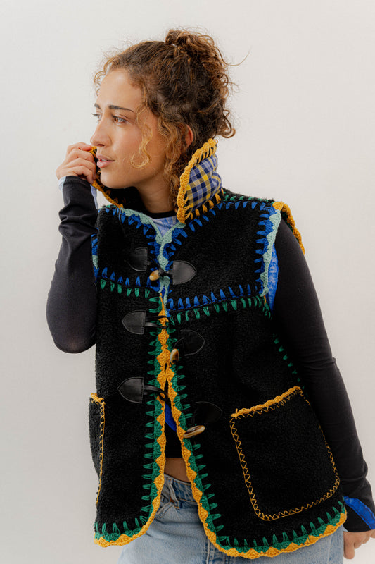 Chaleco August - Negro coppelia.tienda