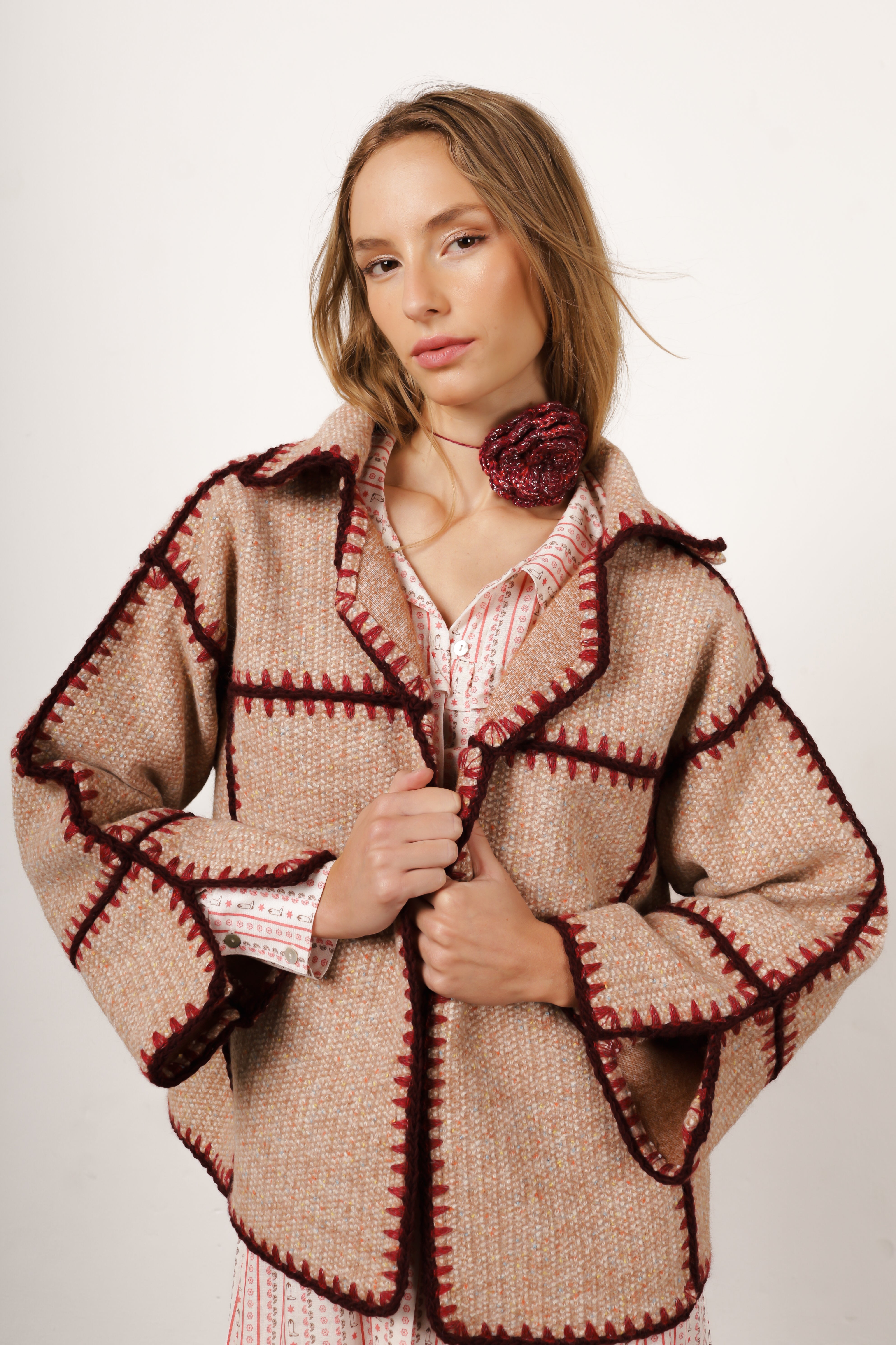 Chaqueta June bordo talle unico